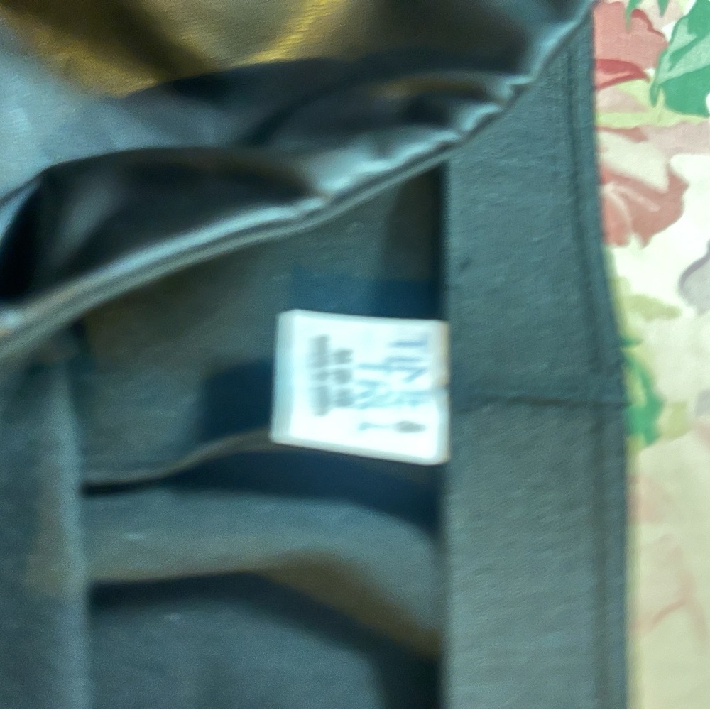 Time + Tru faux leather pull on flare pants size M - Picture 3 of 3